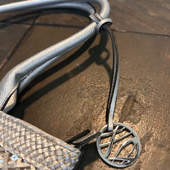 Style and Co Vintage Bling Bag/purse for added Sparkle in your collection. - Picture 4 of 6